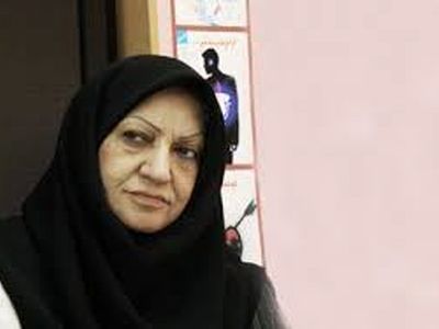مولفان و نویسندگان کتاب‌ها در هفته کتاب تجلیل شوند