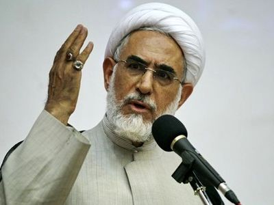 باید فضای دانشگاه منهای سیاست باشد/ تعیین فهرست سیاه و سفید در دانشگاه‌ها کار نادرستی است