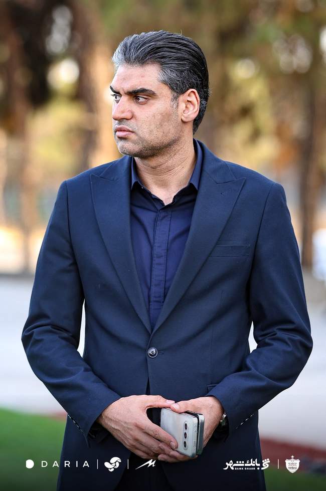 گزارش تصویری از مراسم معارفه مهدی تارتار و کادر فنی جدید پرسپولیس