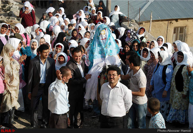 مراسم سنتی عروسی در روستای انبوه عمارلوی رودبار گیلان