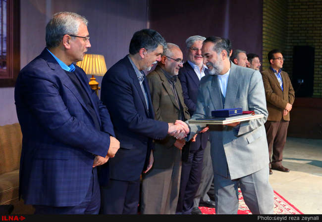 مراسم اختتامیه نخستین دوره کتاب سال اعضای هیئت علمی دانشگاه های سراس