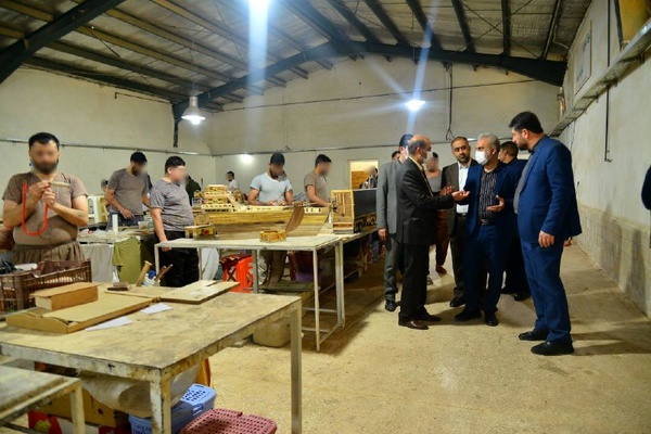 ۱۰ هزار زندانی کشور در کارخانه‌ها مشغول به کار هستند