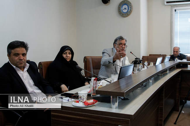 نشست تشکل های کارگری و کارفرمایی