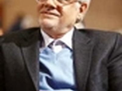 سخنرانی عارف در دانشگاه علوم پزشکی اصفهان