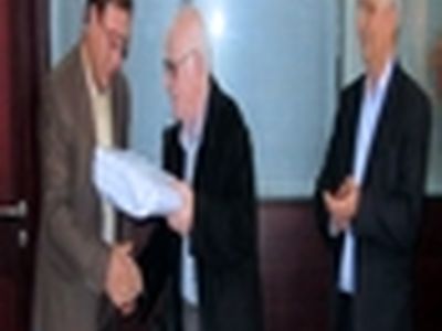 قدردانی از رانندگان برتر / لوح تقدیر صادرات نمونه برای عقاب افشان
