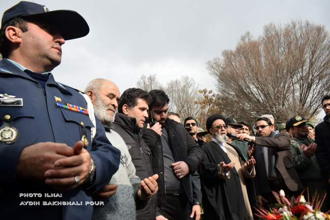 تشییع پیکر شهید خلبان محمرضا رحمانی از دریچه دوربین ایلنا