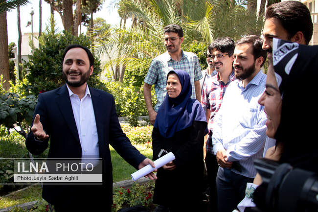  علی بهادری جهرمی سخنگوی دولت