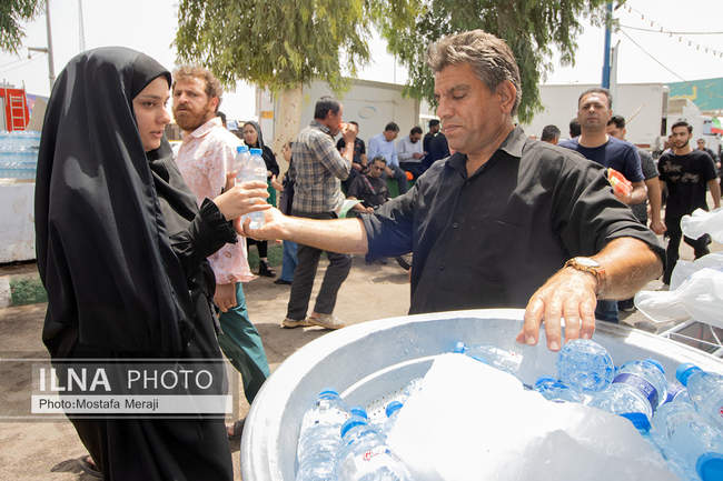 خدمت رسانی هلدینگ صنایع و معادن غدیر به عزاداران رهبر شهید در قم