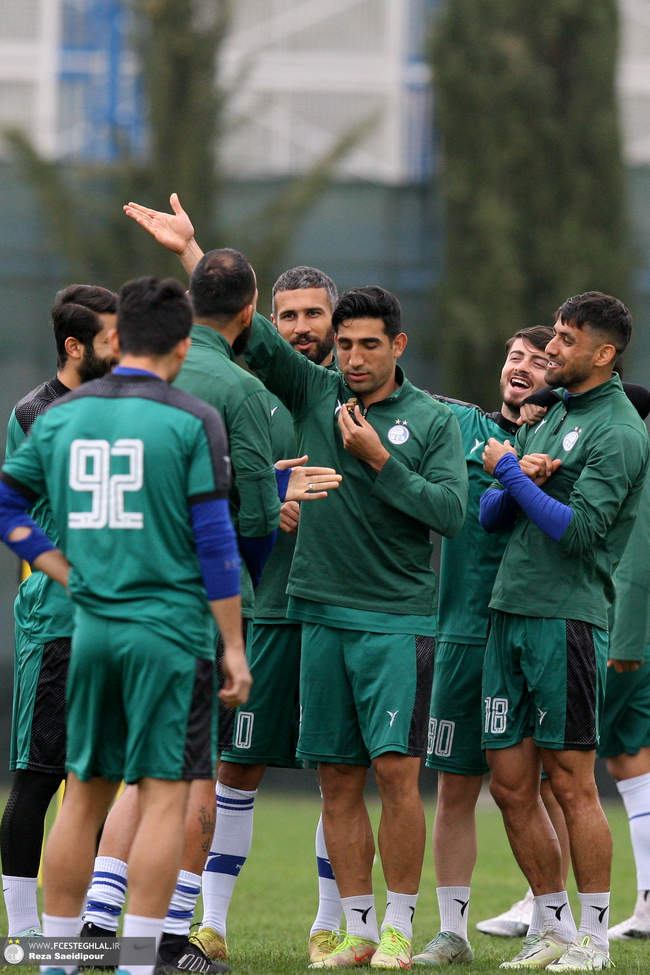 گزارش تصویری تمرین استقلال: جشن تولد گیتارزن آبی‌ها