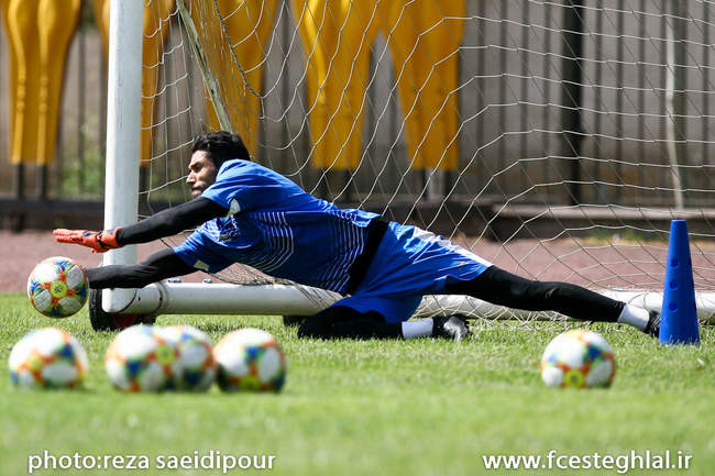 گزارش تصویری: اولین تمرین غلامی با استقلال در روز فریادهای استراماچو