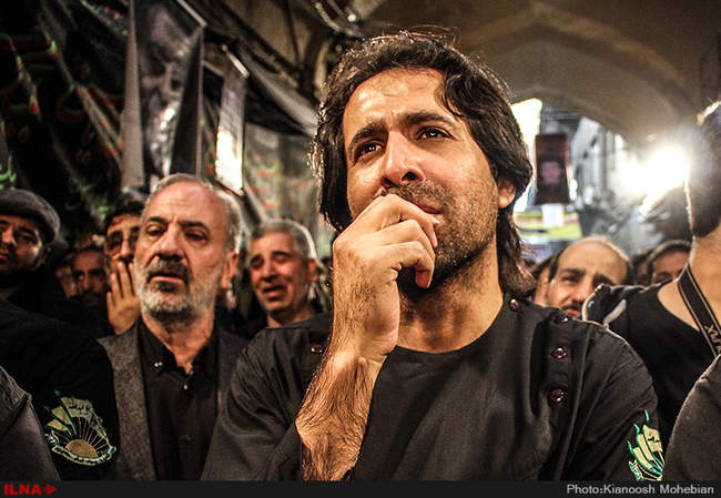 عزاداری ظهر عاشورا در بازار تهران