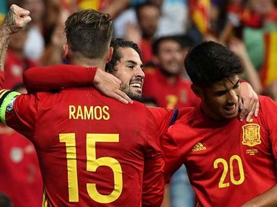 اسپانیا 3-0 ایتالیا؛  صدر نشینی ماتادورها در شب درخشش ایسکو