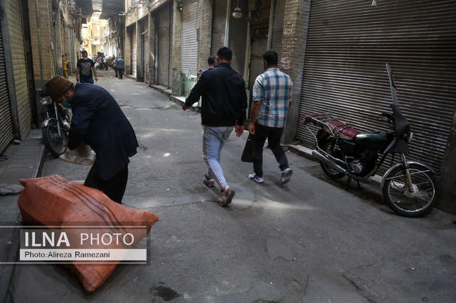 نقشه همچنان سیاه است ، حجره‌ها نیمه تعطیل