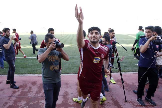 گزارش تصویری تمرین پرسپولیس؛ جواب احمدزاده به هواداران پرسپولیس