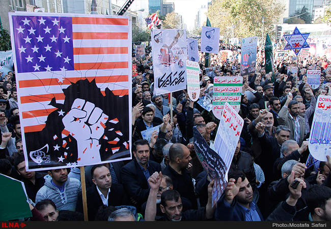 راهپیمایی 13 آبان در تهران