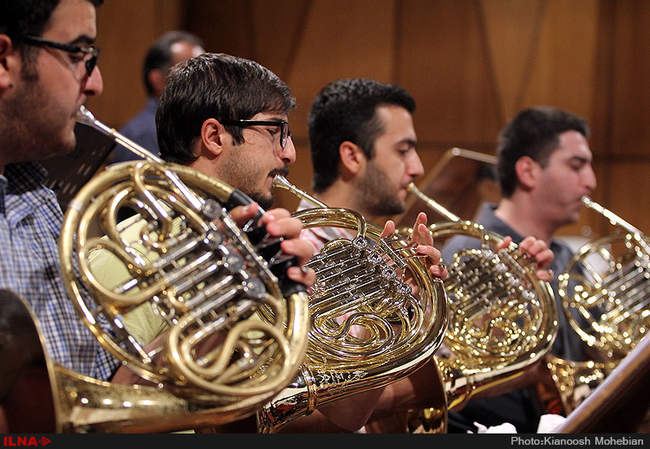 تمرین ارکستر «شب موسیقی فیلم مسعود کیمیایی»