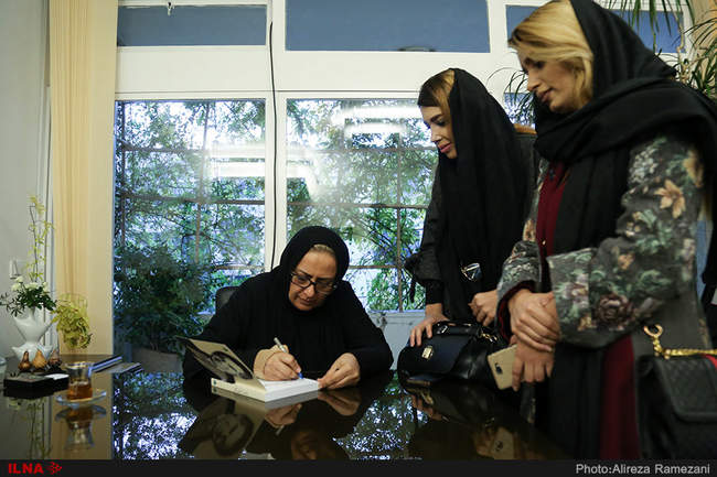 مراسم رونمایی از کتاب خاطرات ناصر ملک مطیعی
