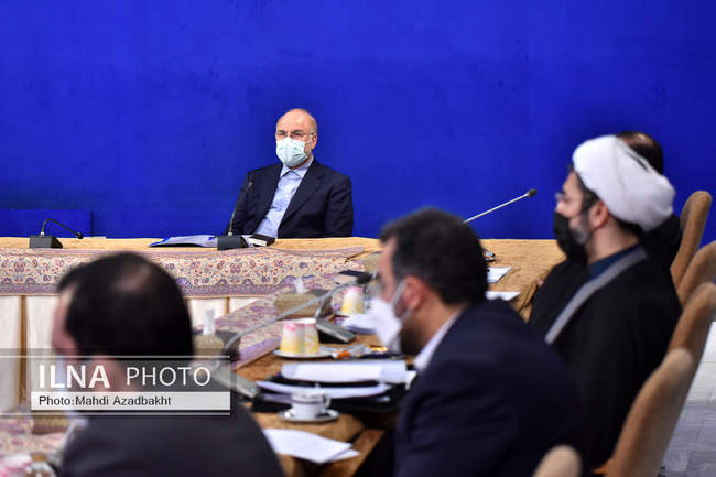 جلسه شورای عالی انقلاب فرهنگی