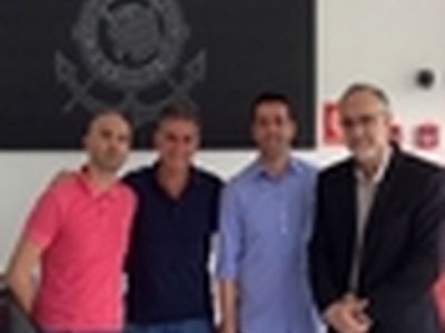 بازدید کی‌روش و نبی از باشگاه کورینتیانس