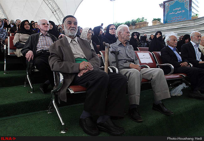 نکو داشت روز جهانی سالمند با حضور وزیرکار در بوستان جوانمردان