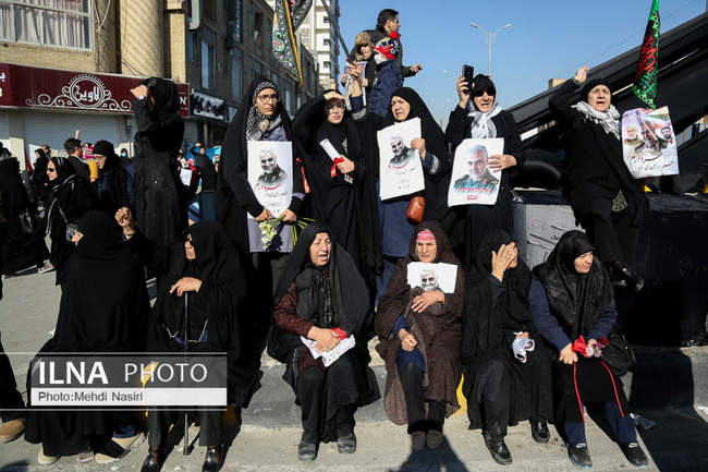 مراسم وداع کرمانی‌ها با پیکر پاک شهید سپهبد قاسم سلیمانی