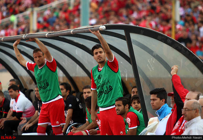 دیدار تیم های فوتبال پرسپولیس تهران و راه آهن تهران/2