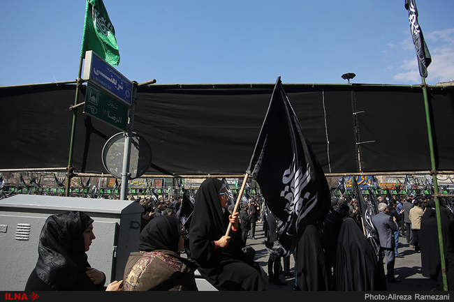 تجمع عزاداران فاطمی در میدان های هفت تیر و فاطمی تهران