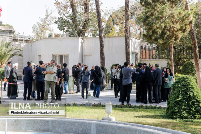 حاشیه جلسه هیات دولت - ۳۰ مهر