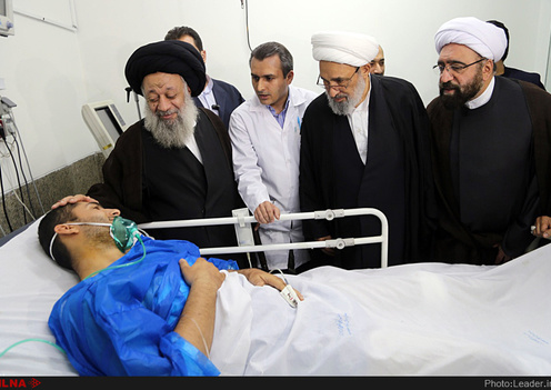 عیادت نمایندگان رهبر انقلاب از مجروحان حادثه تروریستی اهواز