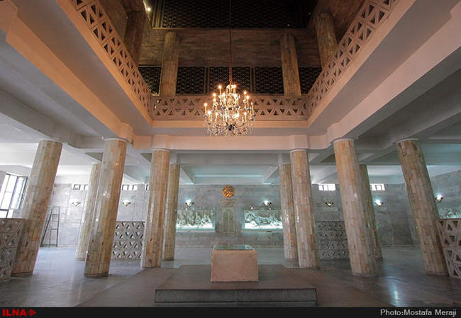 موزه و مقبره فردوسی در شهر توس