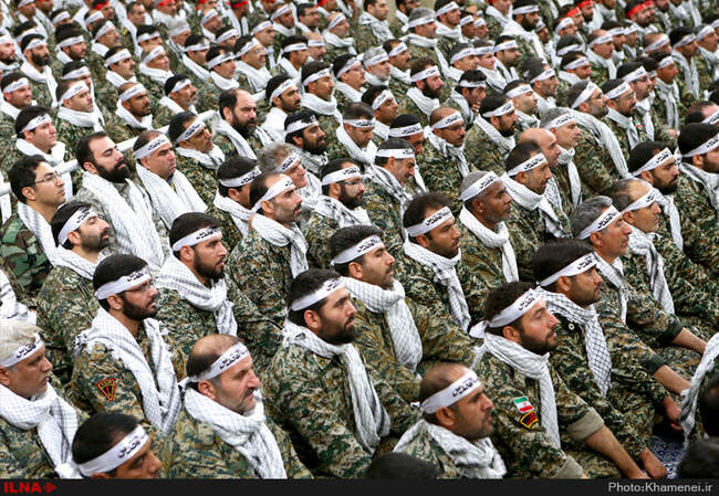 دیدار فرماندهان گردان‌های بسیج با رهبر انقلاب