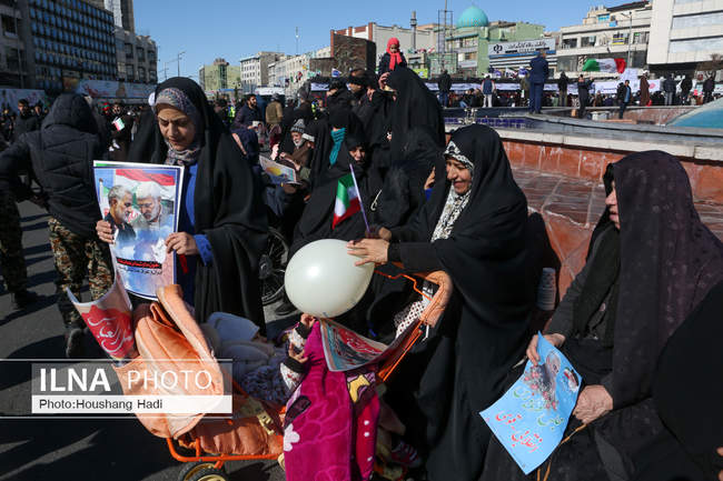 راهپیمایی ۲۲ بهمن در تهران / 1