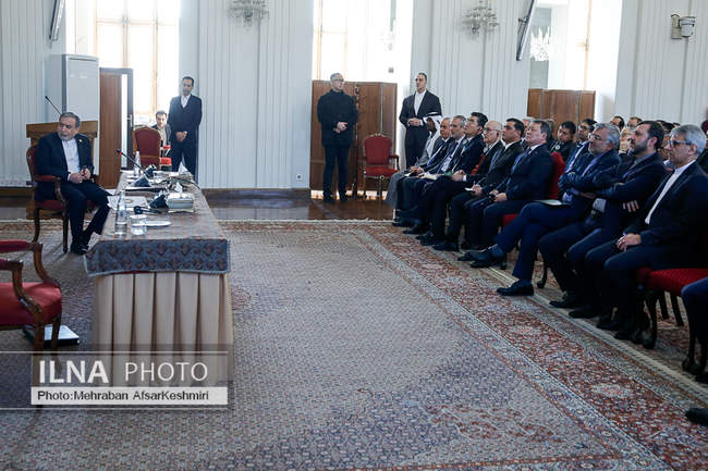 نشست وزیر امور خارجه با سفرا و روسای نمایندگی‌های خارجی مقیم تهران