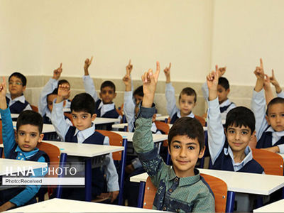 کودکان و نوجوانان بازمانده از تحصیل آبیک شناسایی می‌شوند