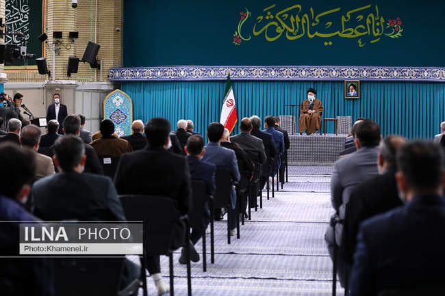 دیدار مداحان اهل‌بیت علیهم‌السلام با رهبر معظم انقلاب