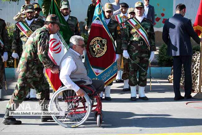 رژه ارتش به مناسبت روز ۲۹ فروردین در اصفهان