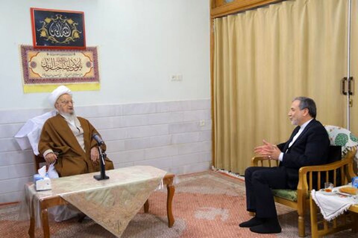در مذاکرات با غربی‌ها خوش‌بینی و حسن‌ظن نداشته باشید
