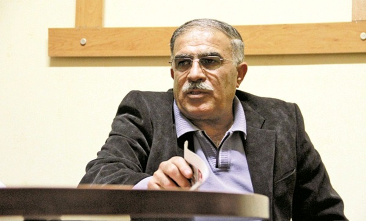 روشن: بلاک شدن حساب استقلال که دیگر عادی شده 