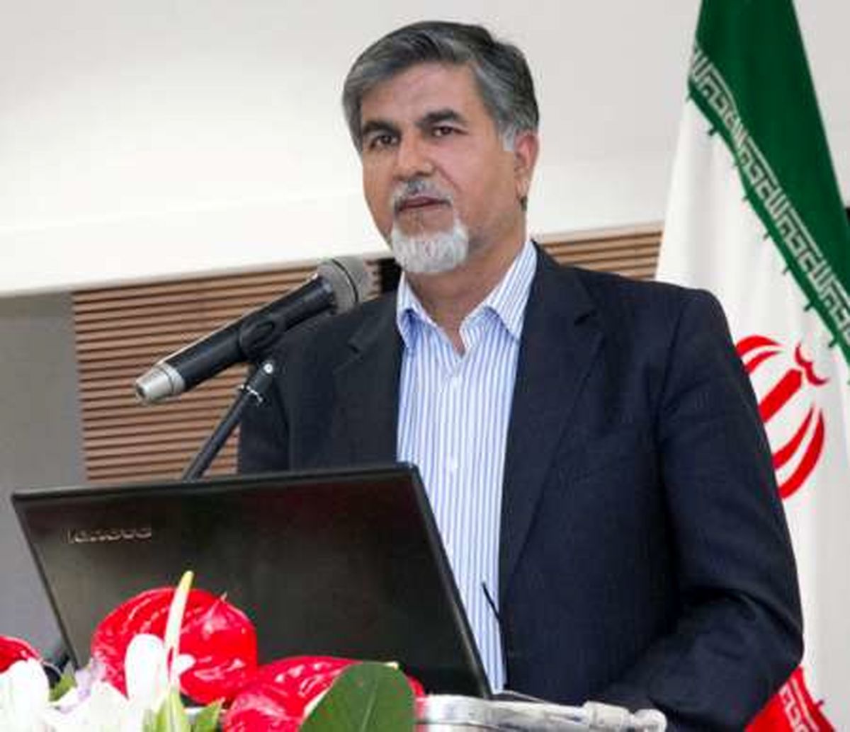 لزوم طراحی نرم افزار جامع برای کاهش ریسک بانک‌ها