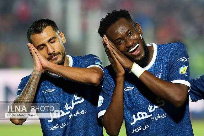گزارش تصویری دیدار پرسپولیس و گل گهر سیرجان