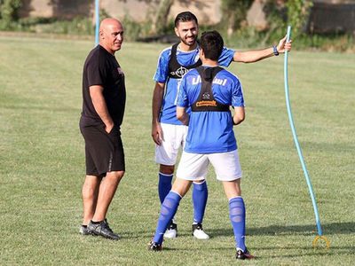 ثبت قرارداد منتظری با استقلال تهران (عکس)