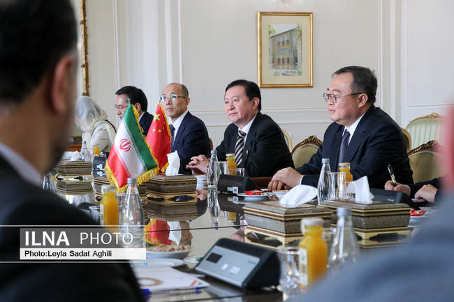 دیدار لیو جیان چائو با وزیر امور خارجه کشورمان