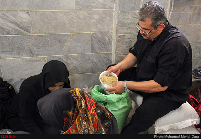  آیین کوچه گردان عاشق شهر مشهد در شب 21 ماه مبارک رمضان