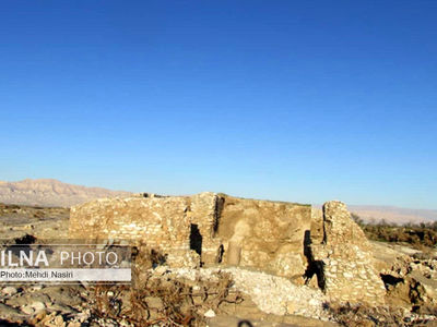 پدیدار شدن بخش‌هایی از یک محوطه باستانی در  لامرد/ اثر مربوط به دوره ساسانی است