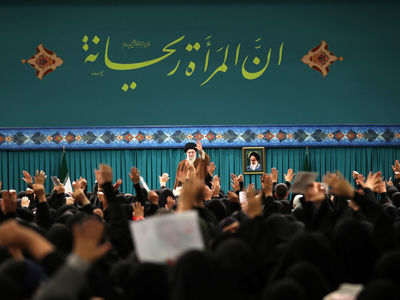 شعار «برابری جنسیتی» غلط و «عدالت جنسیتی» صحیح است/ مجازات سختی برای مردانی که محیط خانه را برای زن ناامن می‌کنند، در نظر گرفته شود