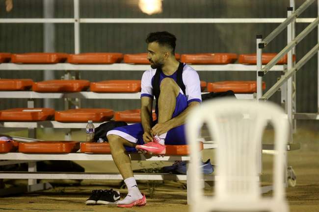 گزارش تصویری: اولین جلسه تمرینی استقلال در جده