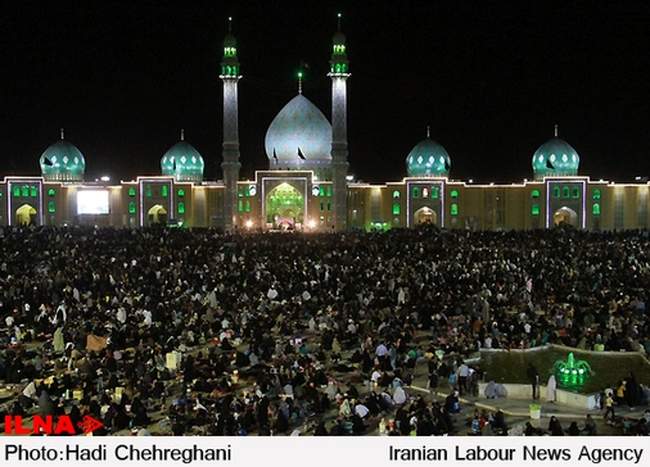 آیین‌ احیای شب بیست و یکم ماه رمضان / مسجد جمکران