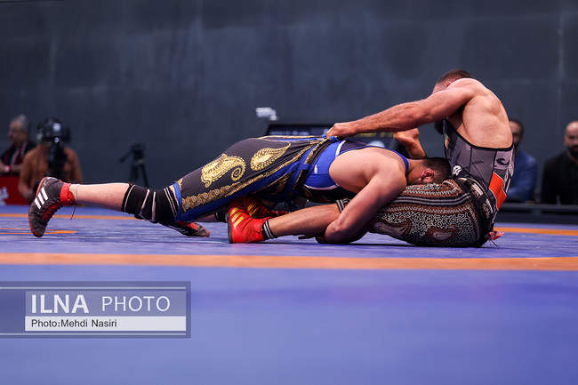 گزارش تصویری از رقابت‌های کشتی تعیین پهلوان سال ۱۴۰۴