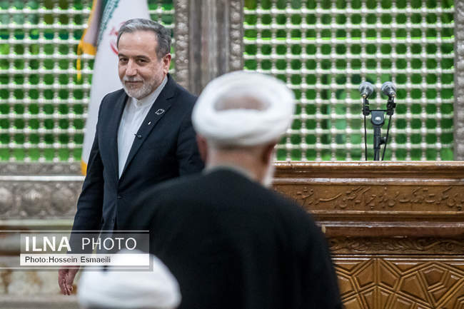 تجدید میثاق وزیر و کارکنان وزارت امور خارجه با آرمان‌های امام راحل