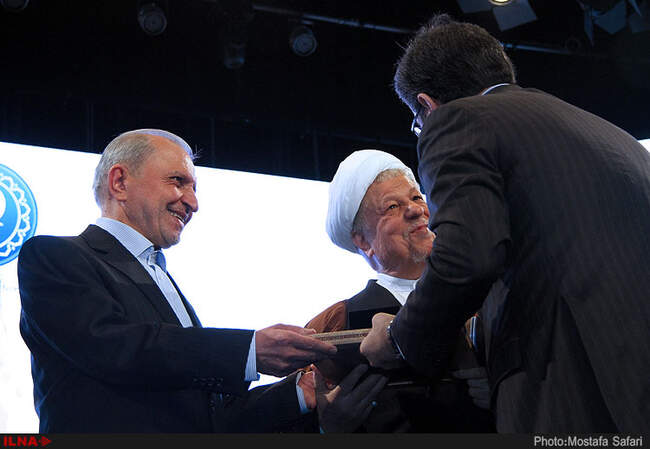 حضور آیت الله هاشمی رفسنجانی در ششمین جشنواره ملی تجلیل از تلاشگران کیفیت کشور